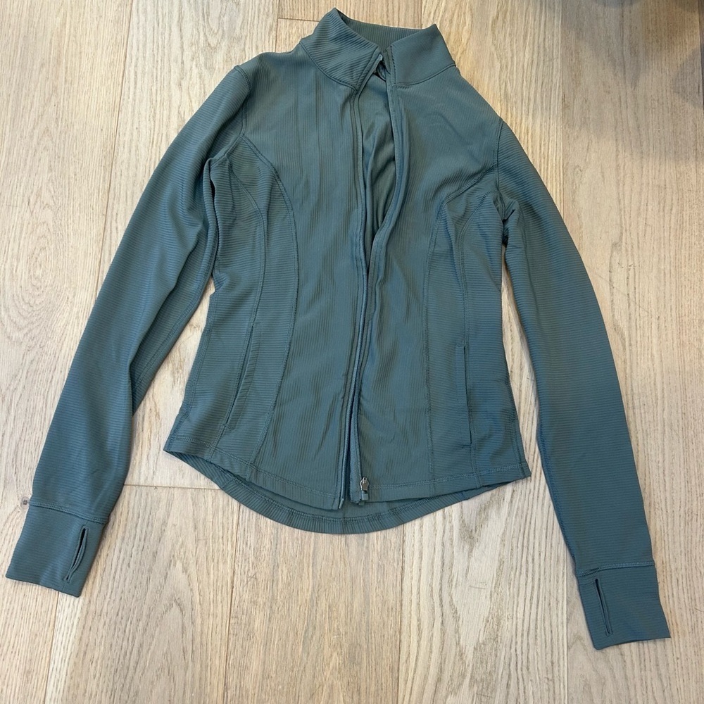 90 degrees, athletic jacket, size S, green.